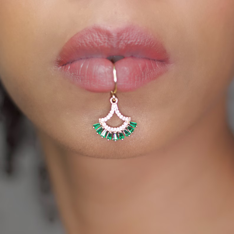 Luksusowe kolczyki wiszące w k – Body Jewelry Earrings recenzja i cena