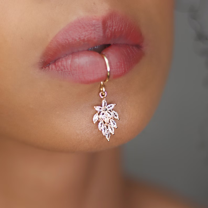 Luksusowe kolczyki wiszące w k – Body Jewelry Earrings recenzja i cena